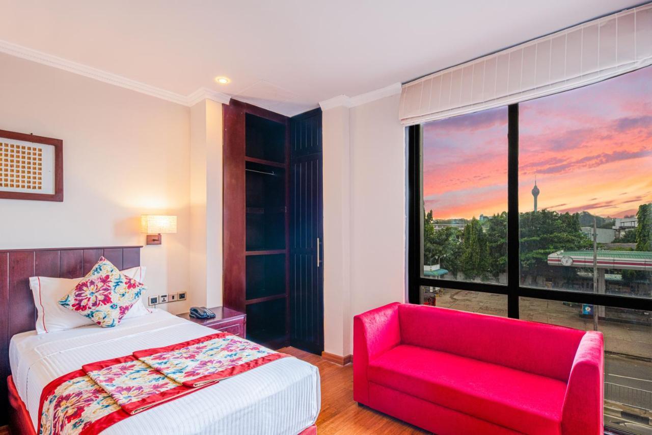 Hotel Earl'S Red Colombo Extérieur photo